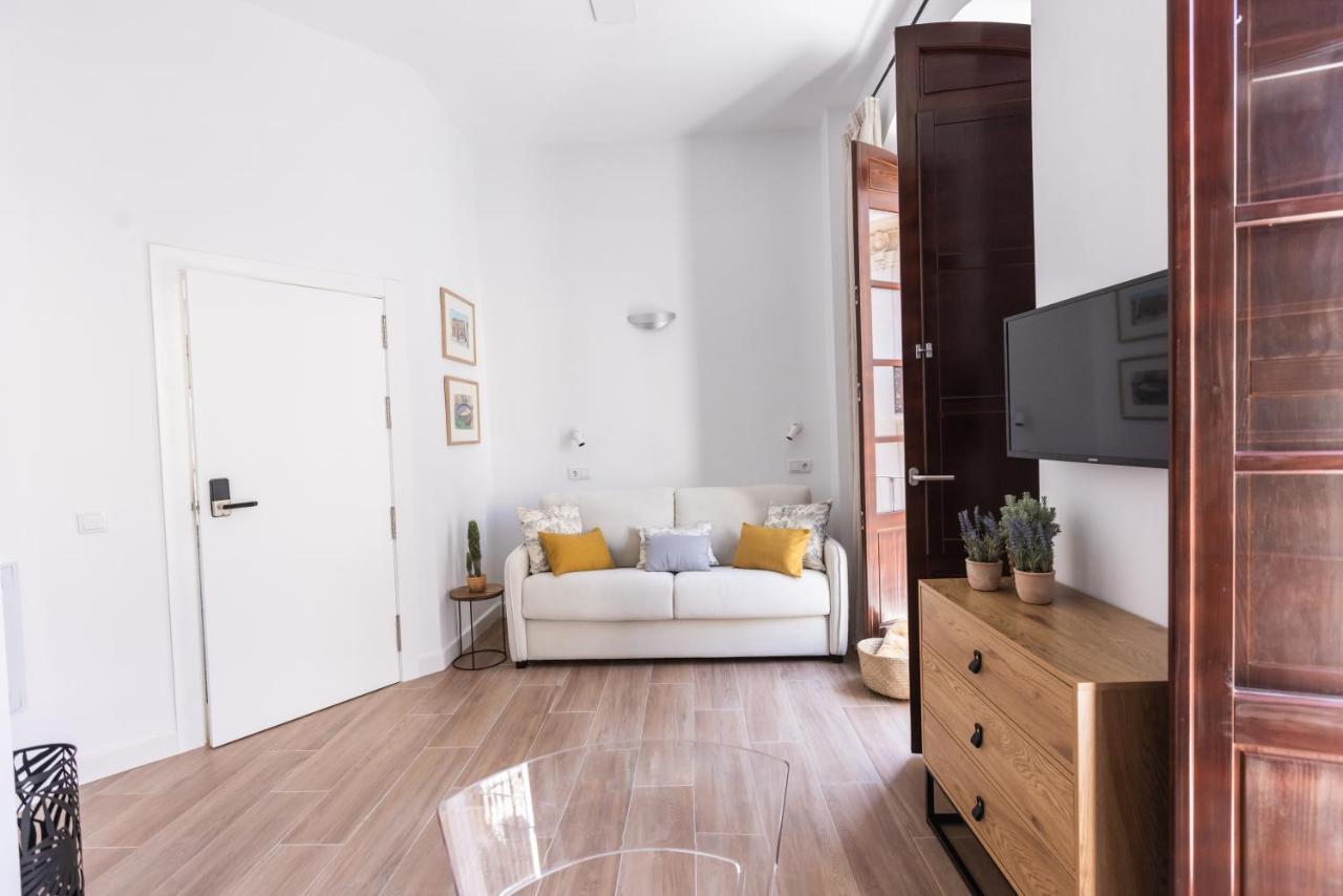מאלגה Apartamento-Loft Especeria Black מראה חיצוני תמונה